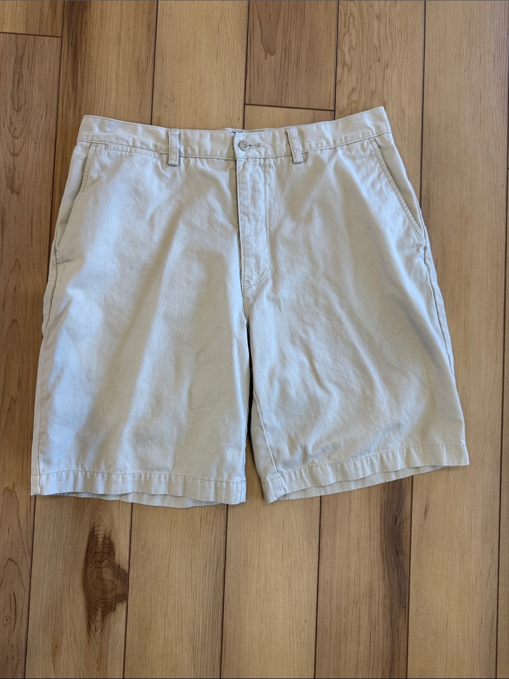 Polo Ralph Lauren Cream Flat-Front Casual Shorts